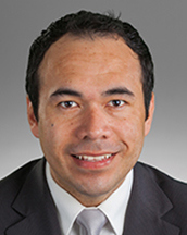 Headshot of Raul Ruiz Esponda